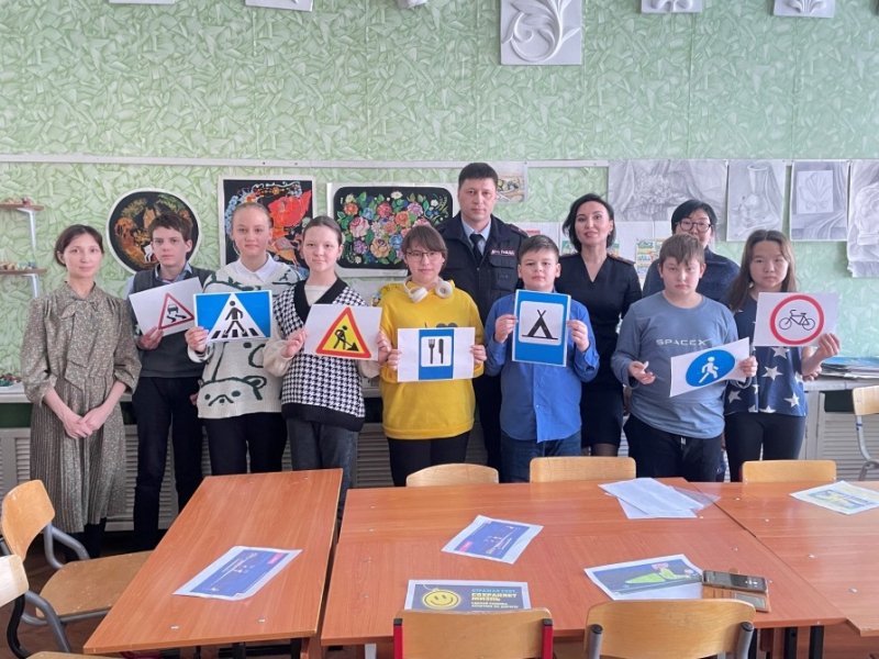Сотрудники МОМВД России «Билибинский» посетили школу искусств